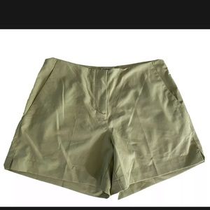 Adidas New tech Golf Performance Green Short sze 6- NWT